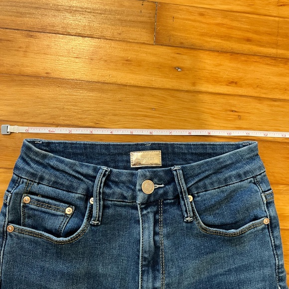 Mother Looker ankle jeans size 25, inseam 24” fits like a size 24 - Picture 4 of 10